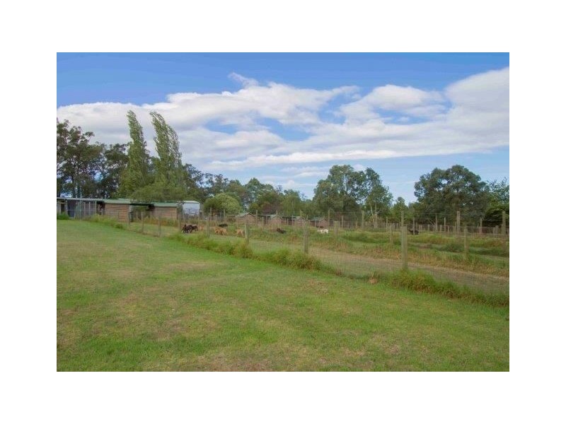 38 Thompson Road, Drouin South VIC 3818