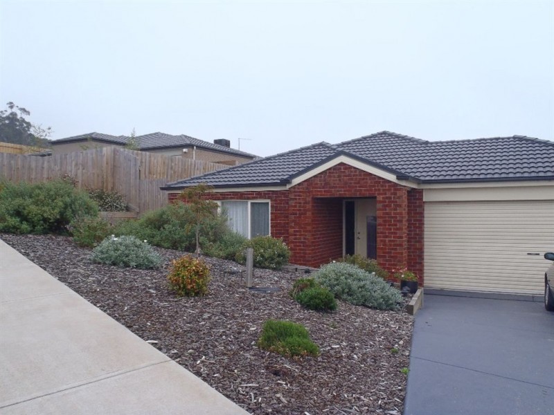 18 Ajax Street, Drouin VIC 3818