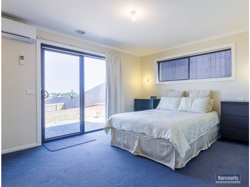 14 Mayfair Drive, Drouin VIC 3818