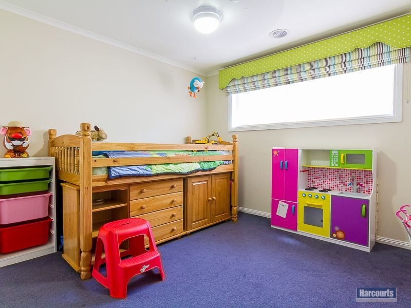 14 Mayfair Drive, Drouin VIC 3818