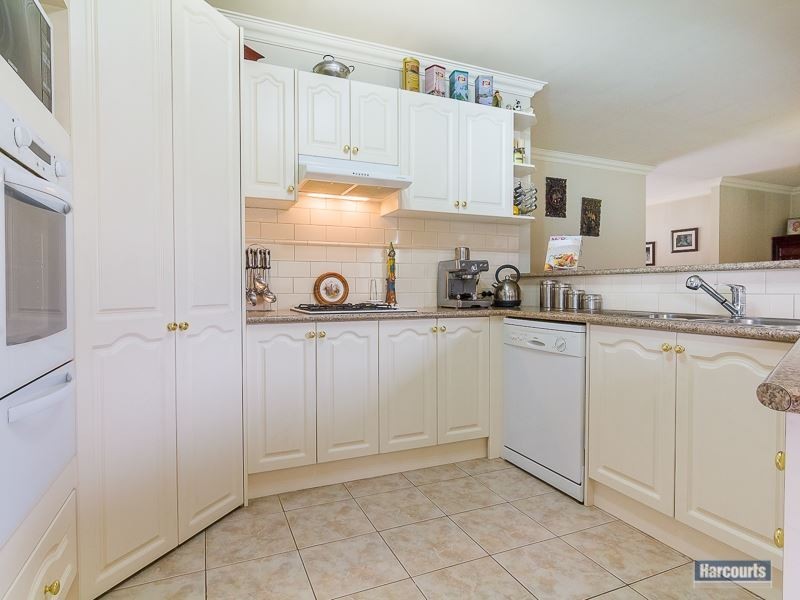 17 Carlile Court, Drouin VIC 3818