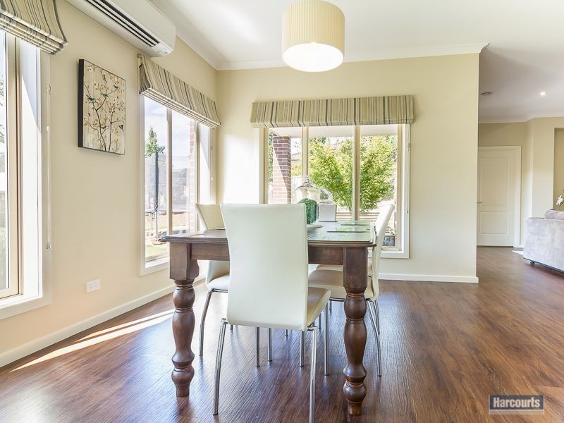 7 Lakeside Court, Drouin VIC 3818