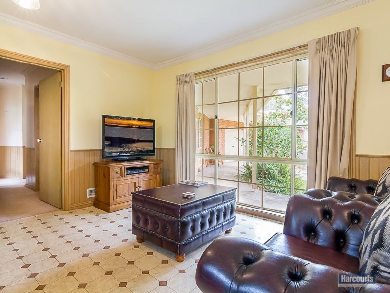 6 Edward Street, Drouin VIC 3818