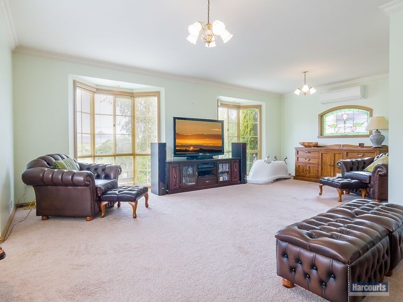 6 Edward Street, Drouin VIC 3818