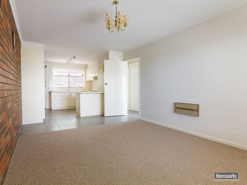 4/24 Main South Road, Drouin VIC 3818