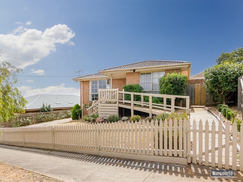 20 Hatfield Drive, Drouin VIC 3818