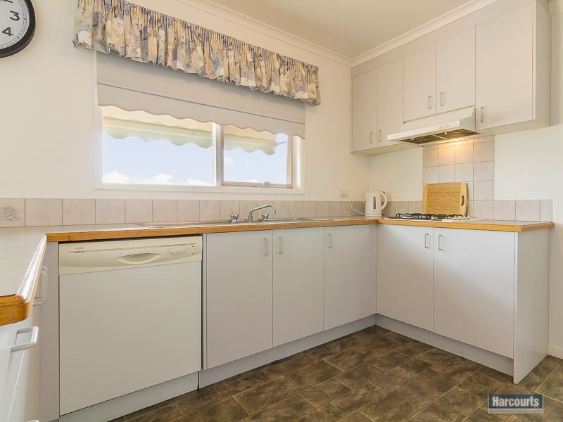 20 Hatfield Drive, Drouin VIC 3818