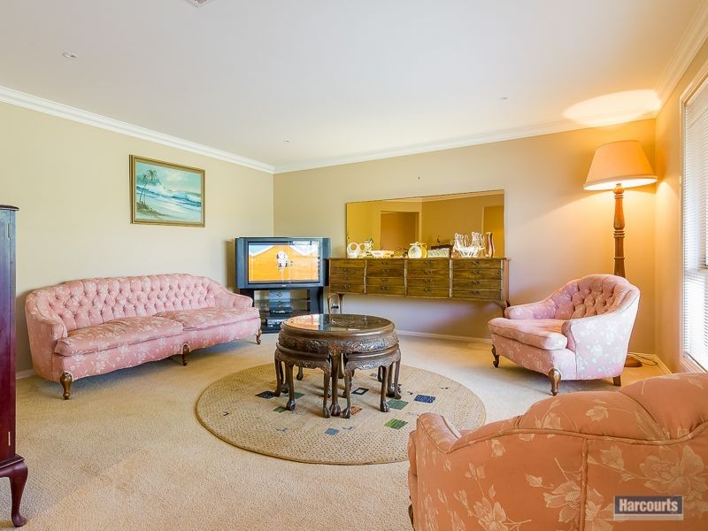 5 Rus Rees Court, Drouin VIC 3818