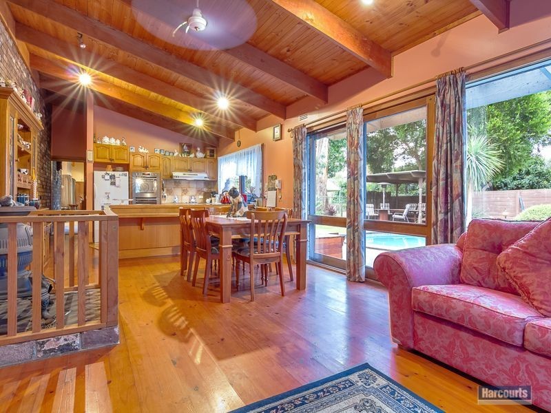 6B Lancelot Court, Drouin VIC 3818