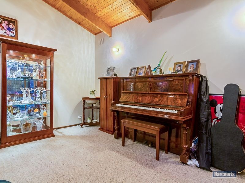 6B Lancelot Court, Drouin VIC 3818