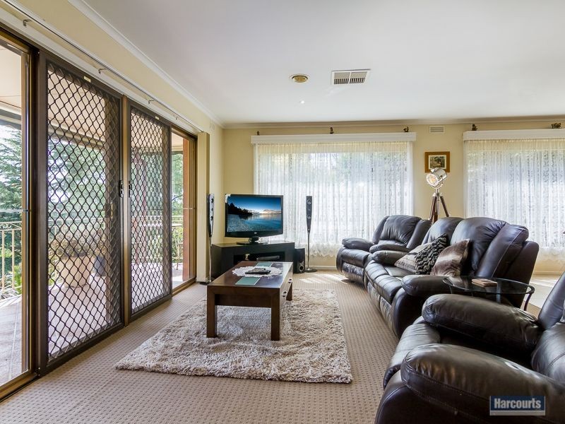 6 Park Street, Drouin VIC 3818