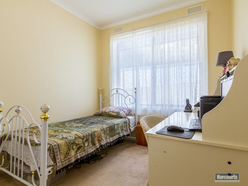 6 Park Street, Drouin VIC 3818