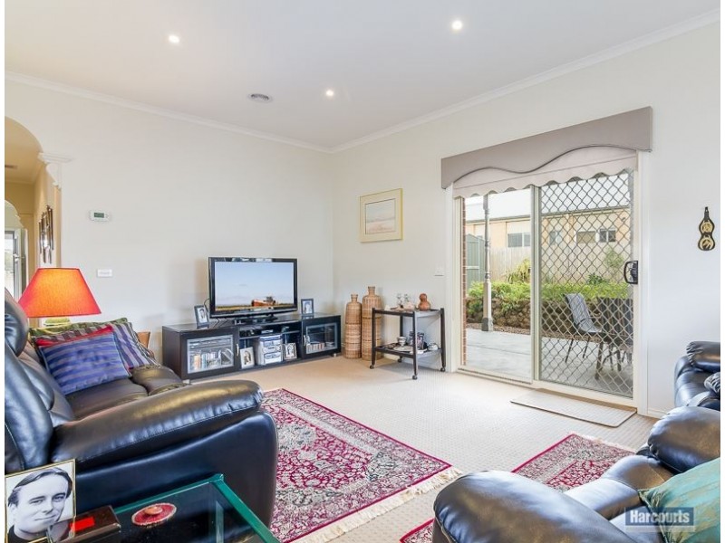 26 Clifford Drive, Drouin VIC 3818