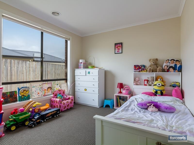 19 Wordsworth Court, Drouin VIC 3818