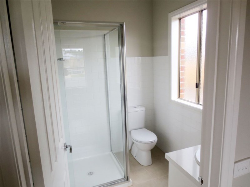 99 Cook Street, Drouin VIC 3818