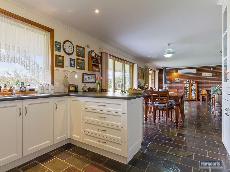 8A Greenland Drive, Drouin VIC 3818