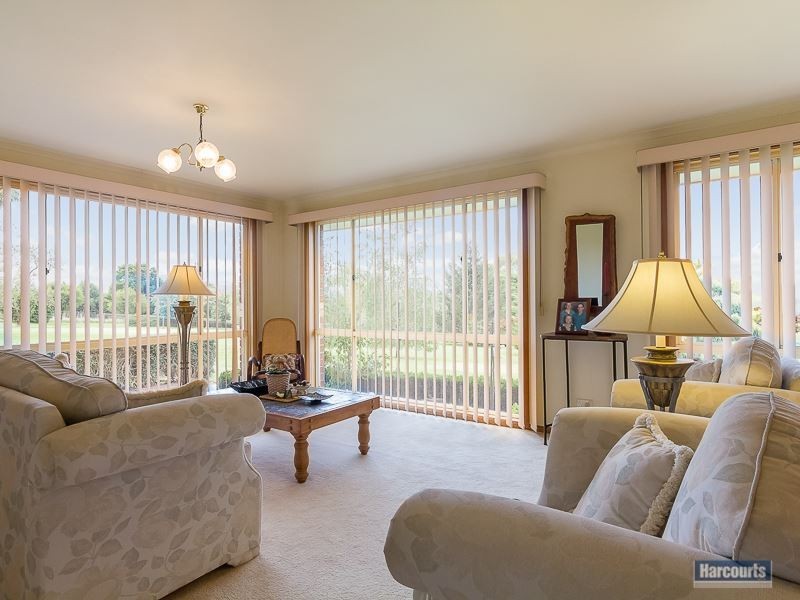 8A Greenland Drive, Drouin VIC 3818