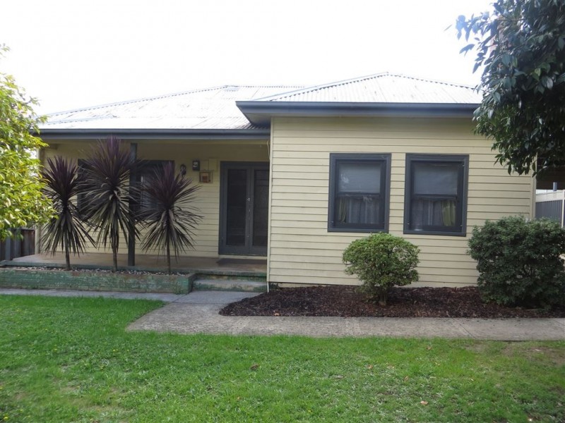 23 Albert Road, Drouin VIC 3818
