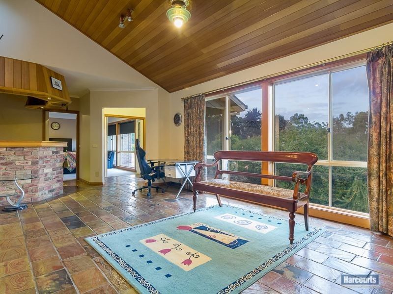 11 Sherwood Court, Drouin VIC 3818