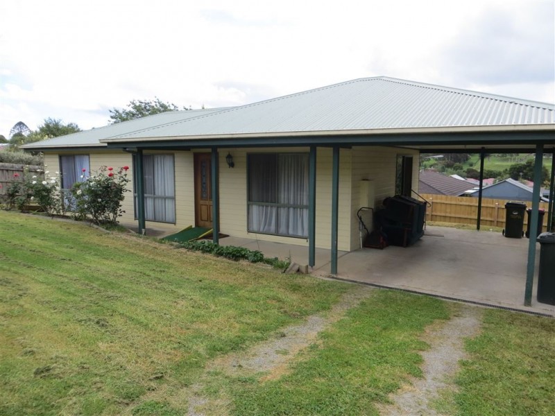29a Darnum Street, Drouin VIC 3818