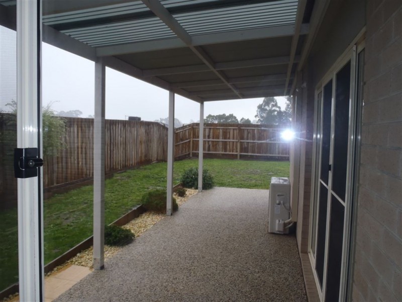 17 Skipton Street, Drouin VIC 3818
