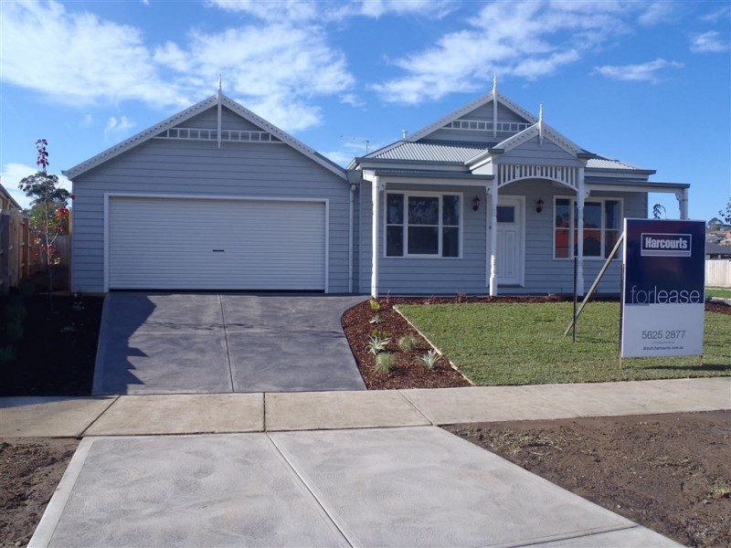 106 Cook Street, Drouin VIC 3818