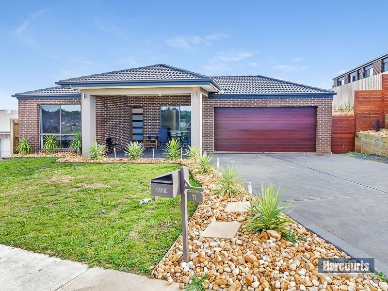 11 Tulloch Street, Drouin VIC 3818