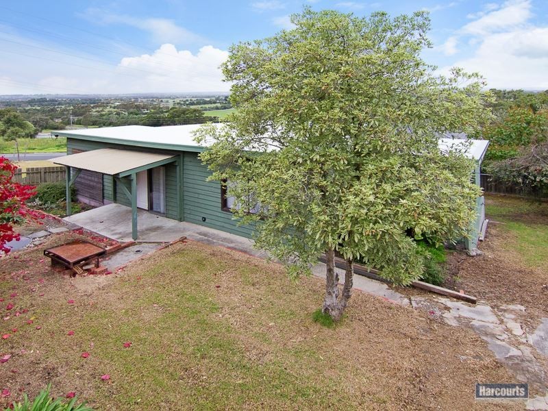 16 Mary Street, Bunyip VIC 3815