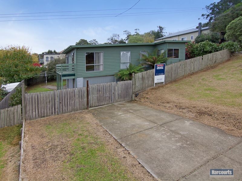 16 Mary Street, Bunyip VIC 3815