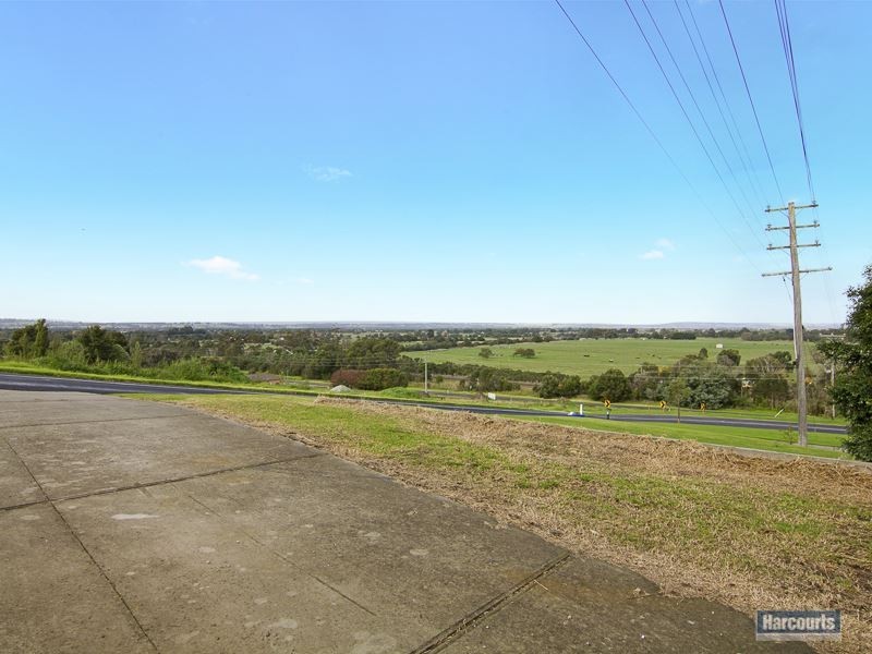 16 Mary Street, Bunyip VIC 3815
