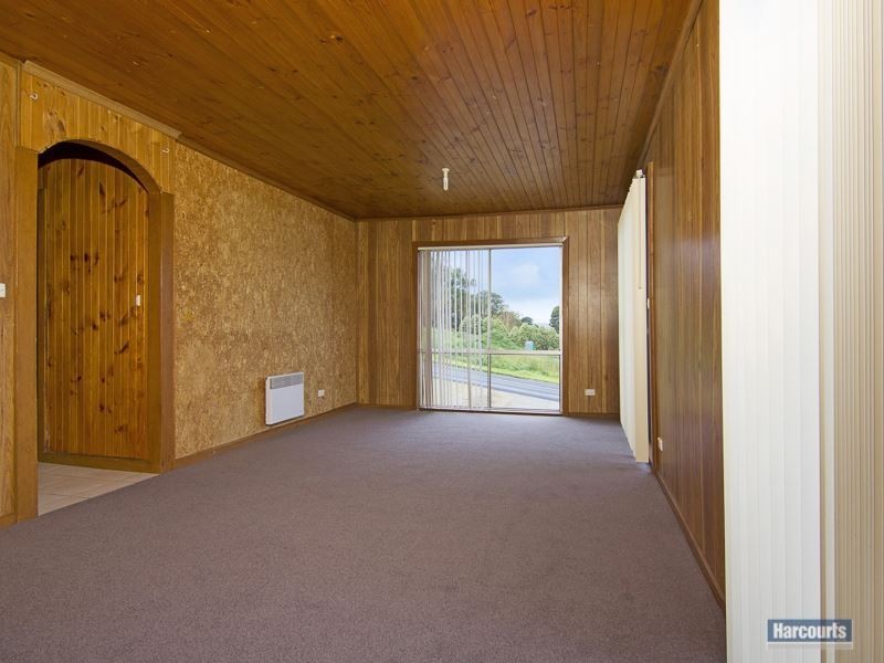 16 Mary Street, Bunyip VIC 3815