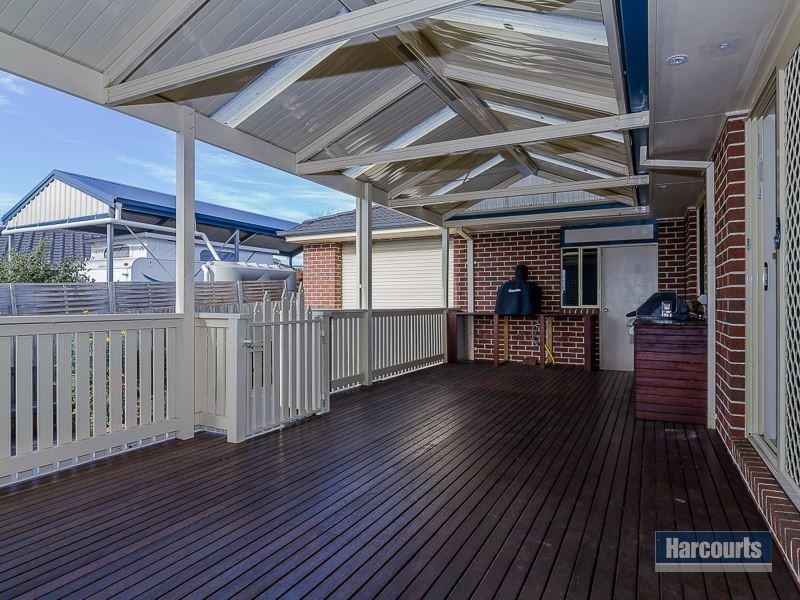 3 Wallace Crescent, Drouin VIC 3818