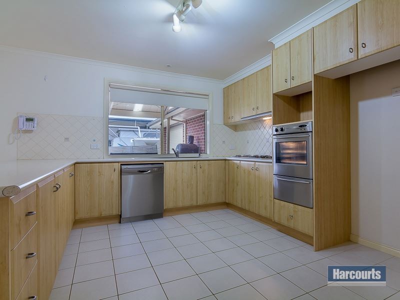 3 Wallace Crescent, Drouin VIC 3818