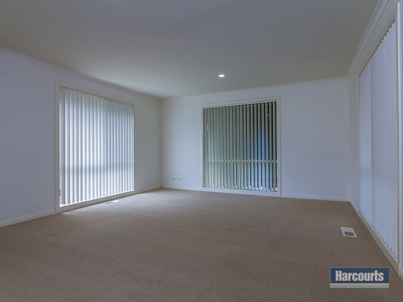 3 Wallace Crescent, Drouin VIC 3818