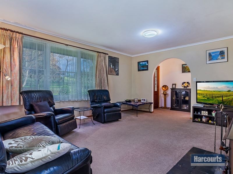 210 Sheehan Road, Hallora VIC 3818