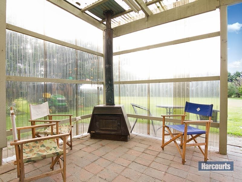 210 Sheehan Road, Hallora VIC 3818