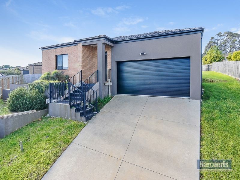 5 Buritta Court, Drouin VIC 3818
