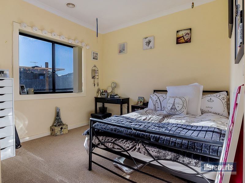 5 Buritta Court, Drouin VIC 3818