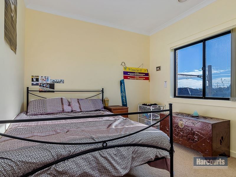 5 Buritta Court, Drouin VIC 3818