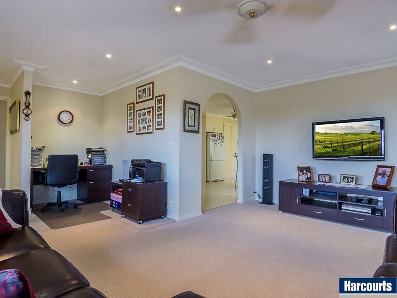 40 Acacia Street, Drouin VIC 3818