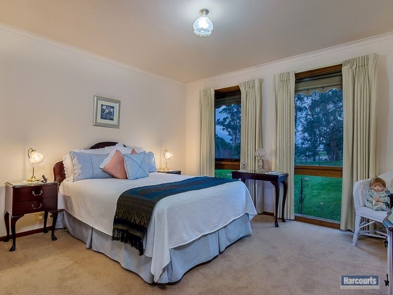 101 Gardner and Holman Road, Drouin VIC 3818