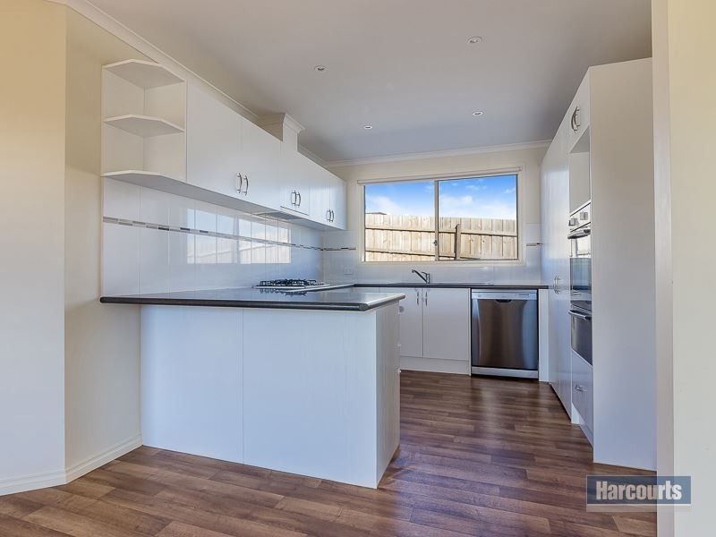 80 Cook Street, Drouin VIC 3818