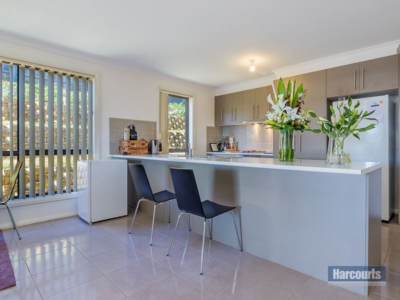 30 Hatfield Drive, Drouin VIC 3818