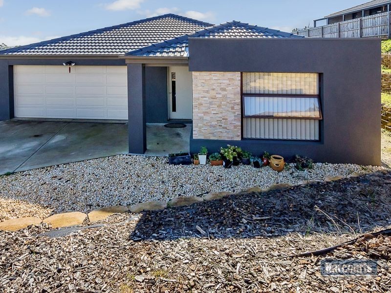 30 Hatfield Drive, Drouin VIC 3818