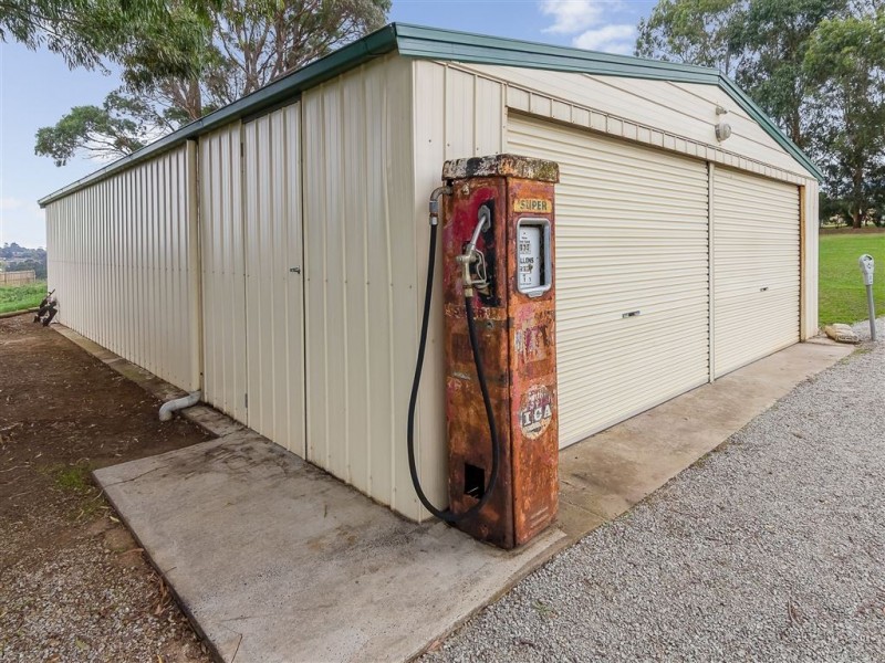 8A Greenland Drive, Drouin VIC 3818
