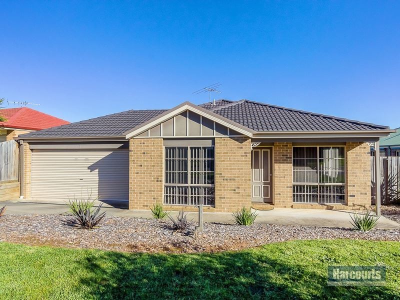 2 Emma Close, Drouin VIC 3818