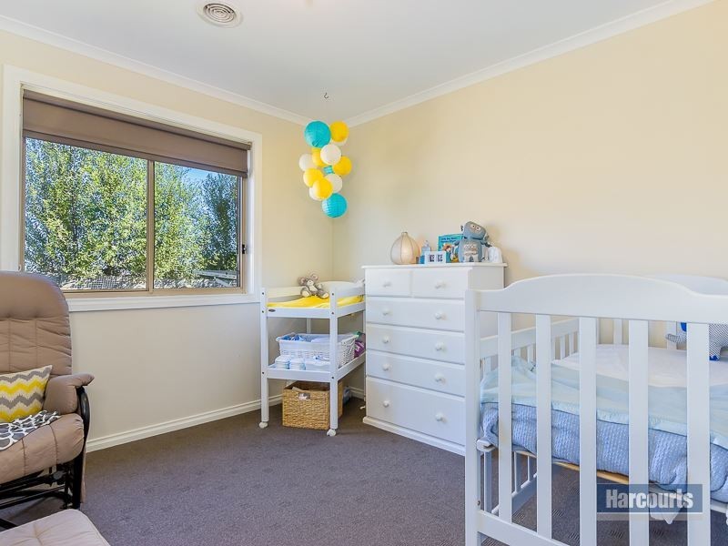 2 Emma Close, Drouin VIC 3818