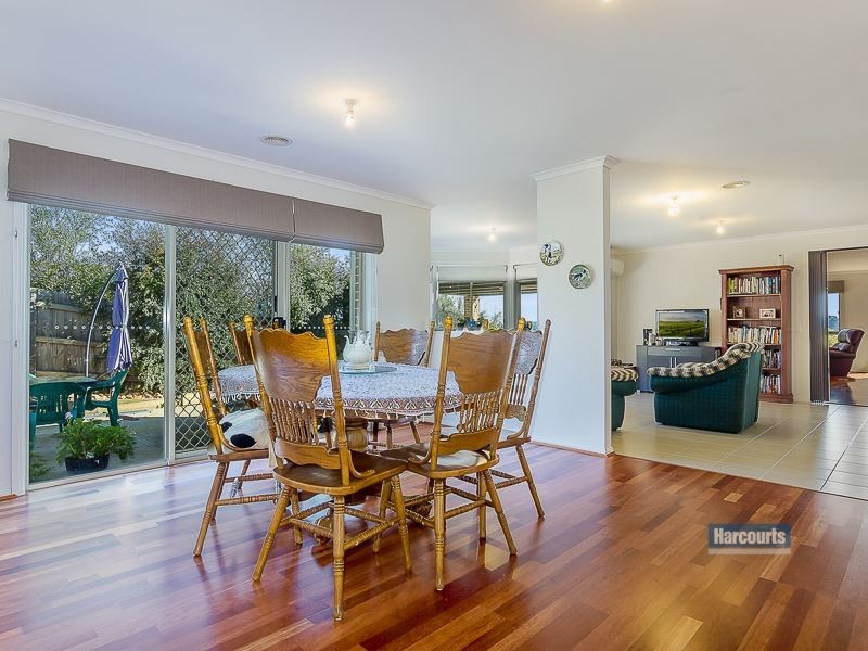 25 Claudia Crescent, Drouin VIC 3818
