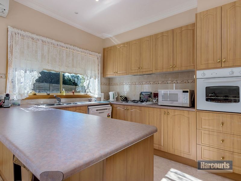 3/11 Neerim Street, Drouin VIC 3818