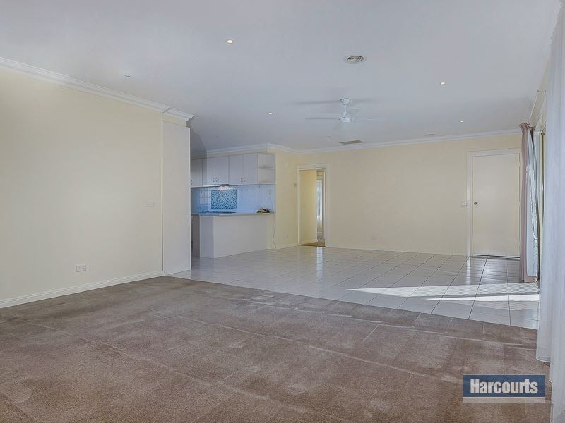 2/5 Karrala Court, Drouin VIC 3818